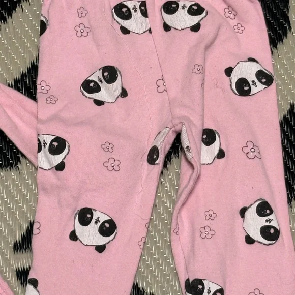 Adorable Panda Kids Pajamas - Pink - Picture 3 of 4